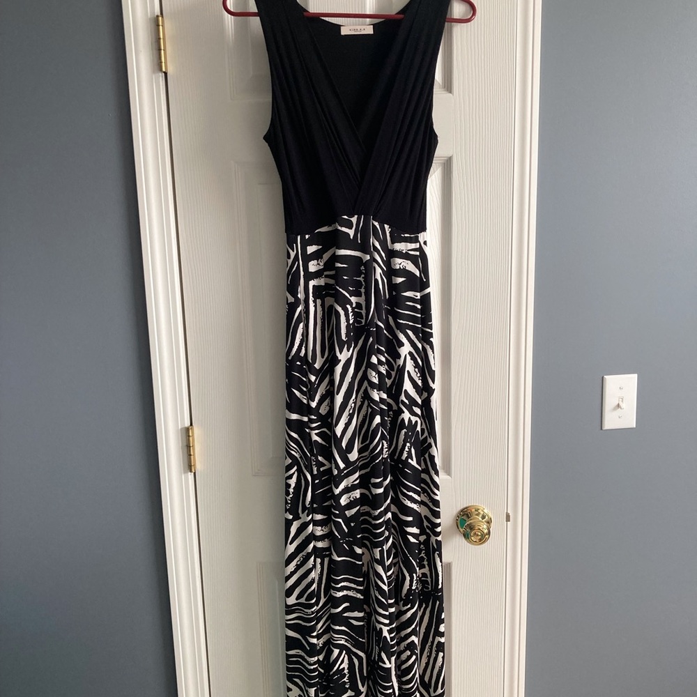 Gilli sleeveless Maxi dress - Picture 2 of 5